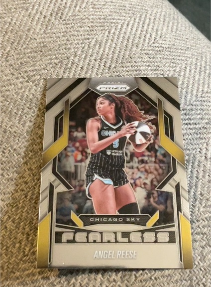 2025 Panini Prizm WNBA #5 Angel Reese — front
