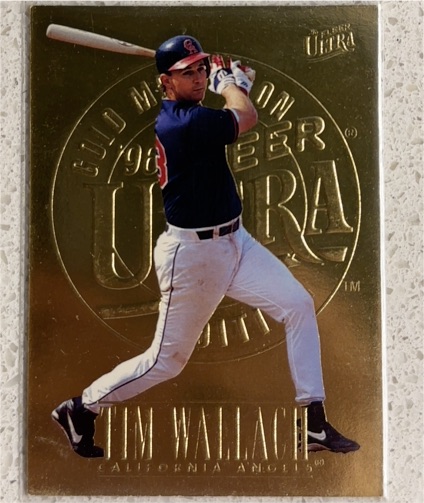 1996 Fleer Ultra #329 Tim Wallach — front