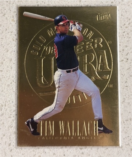 1996 Fleer Ultra #329 Tim Wallach — front