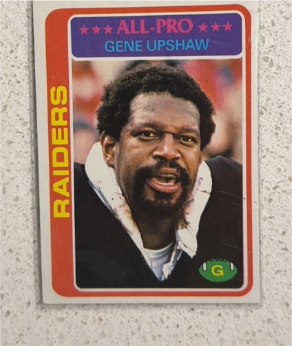 1978 Topps #90 Gene Upshaw Oakland Raiders — front