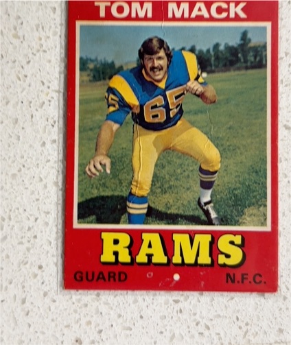 1974 Topps Wonder Bread #15 Tom Mack — front