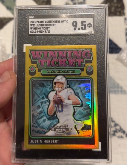2021 Panini Contenders Optic #WT3 Justin Herbert Winning Ticket Gold Prizm 9/10 — front