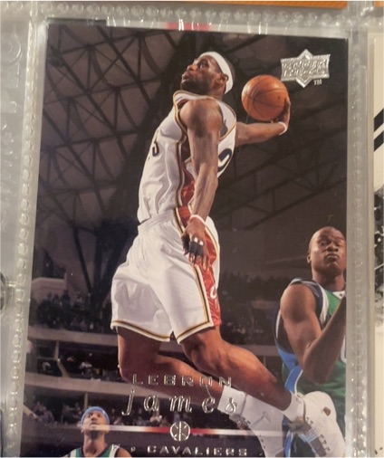 2008-09 Upper Deck #33 LeBron James — front