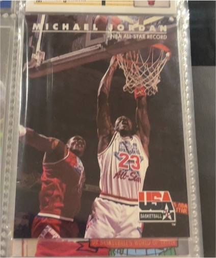 1992 SkyBox USA #43 Michael Jordan — front
