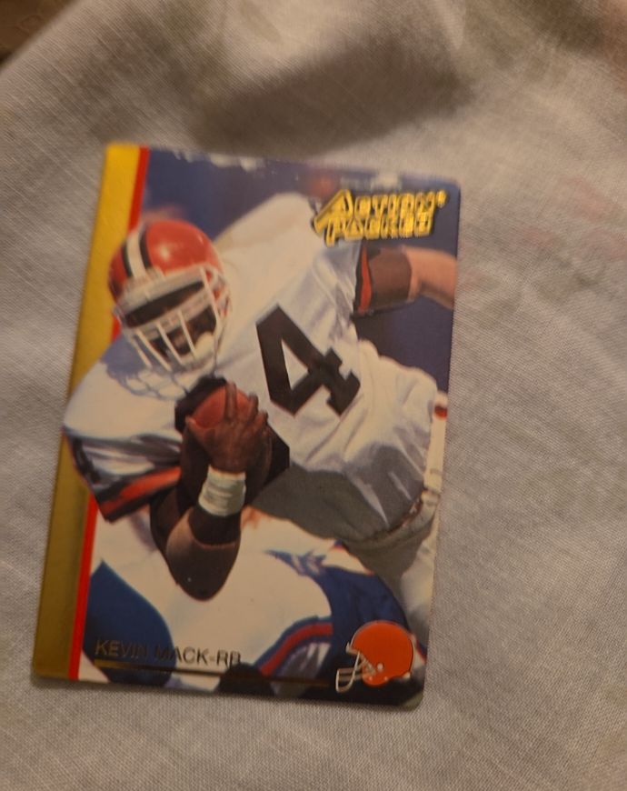 1992 Action Packed Football #41 Kevin Mack — front