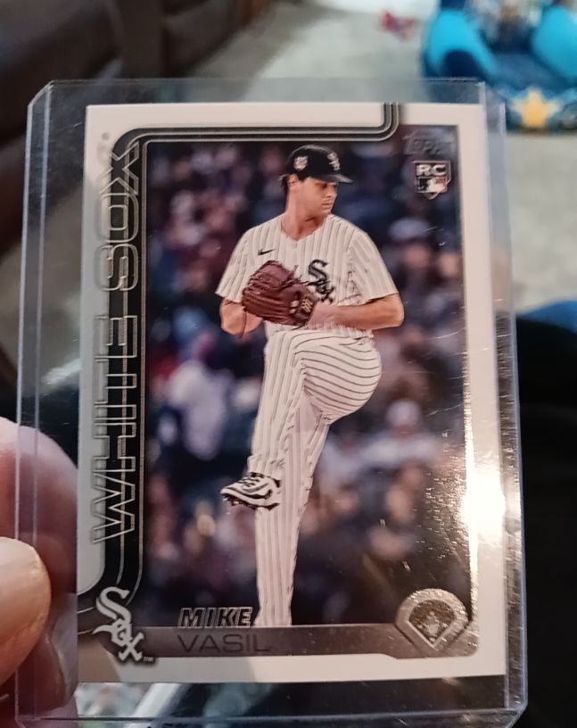 2025 Topps Update #US219 Mike Vasil — front