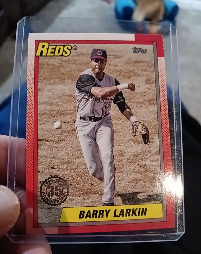 2025 Topps Series 1 #T90-3 Barry Larkin 1990 Topps Cincinnati Reds 35th Anniversary Insert — front