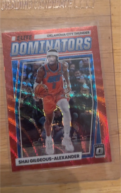 2022-23 Panini Donruss Optic #16 Shai Gilgeous-Alexander Elite Dominators Red Wave Prizm — front