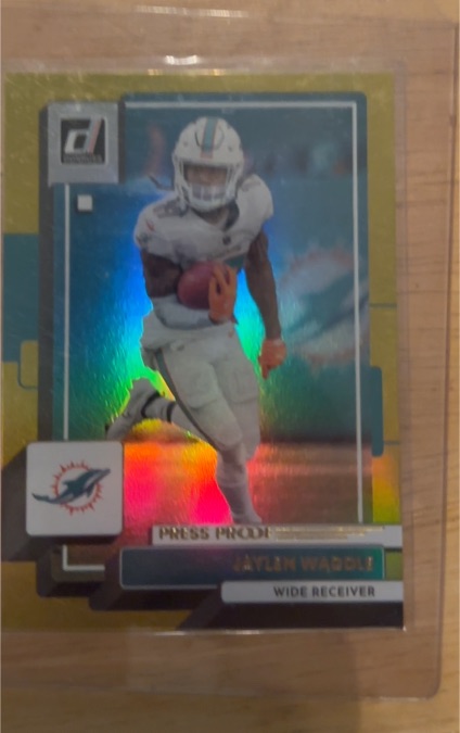 2022 Donruss Premium Gold Press Proof #123 Jaylen Waddle — front