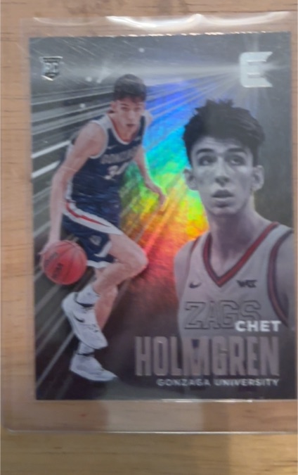 2022 Panini Chronicles Draft Picks Essentials #1 Chet Holmgren Rookie — front