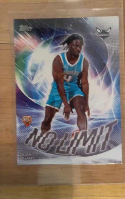 2025-26 Topps #NL-33 Sion James No Limit — front
