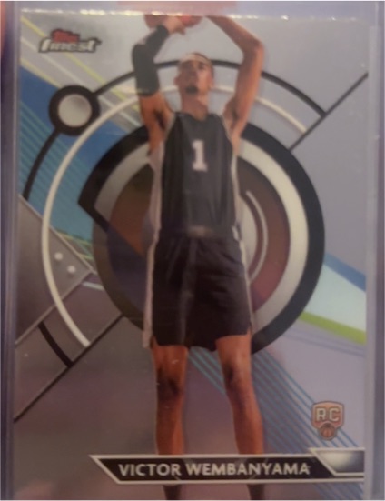 2023-24 Topps Finest #76 Victor Wembanyama — front