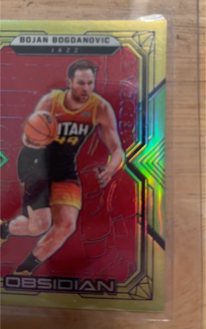2021-22 Panini Obsidian Bojan Bogdanovic — front