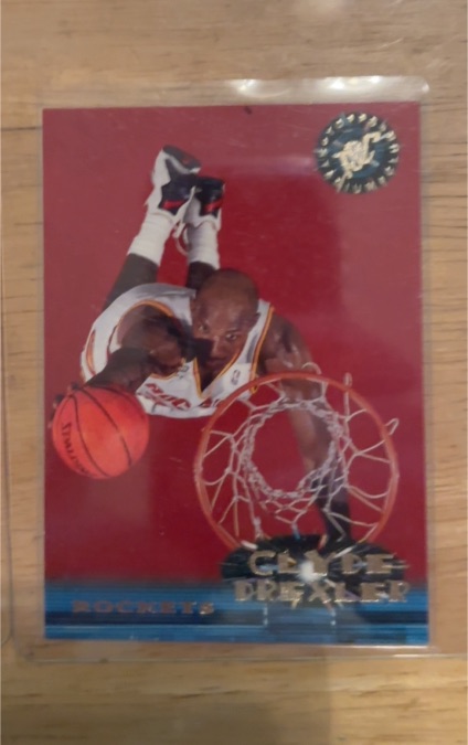 1993 Fleer #1 Clyde Drexler — front