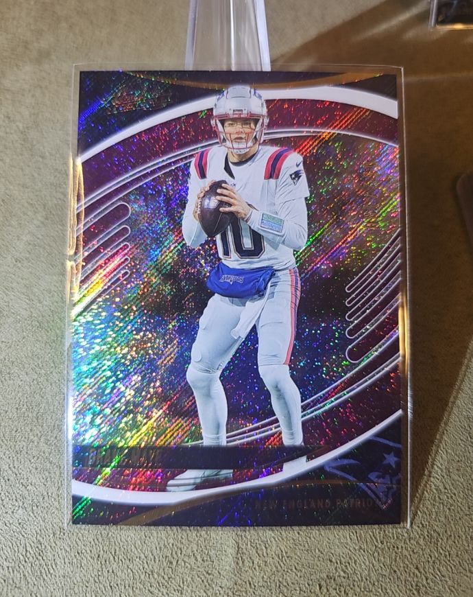 2025 Panini Absolute Mac Jones — front