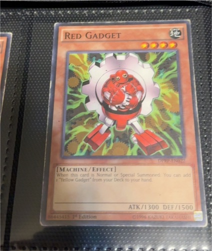 1996 Yu-Gi-Oh! #YGLD-ENC17 Red Gadget — front