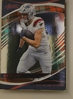 2025 Panini Absolute #20 Hunter Henry — front