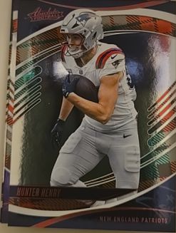 2025 Panini Absolute #20 Hunter Henry — front