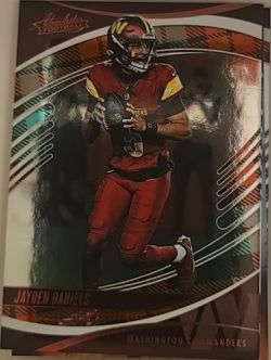 2025 Panini Absolute #44 Jayden Daniels — front