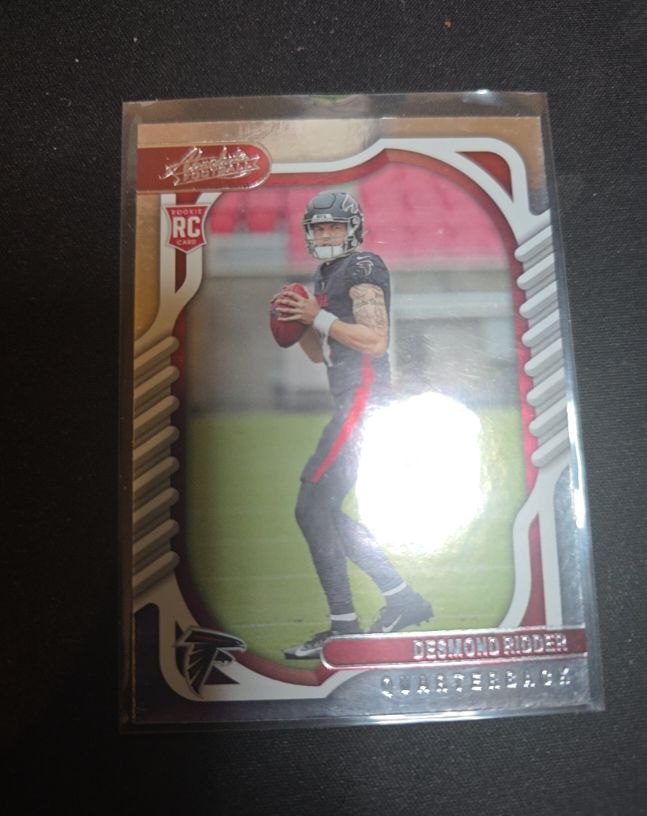 2022 Panini Absolute #104 Desmond Ridder — front
