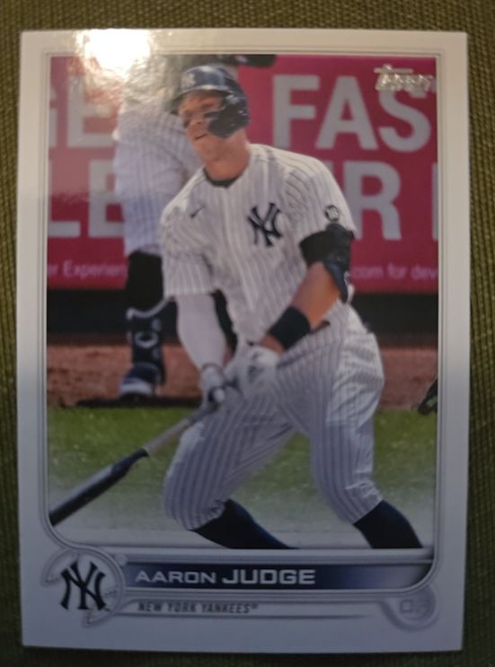 2022 Topps #99 Aaron Judge — front