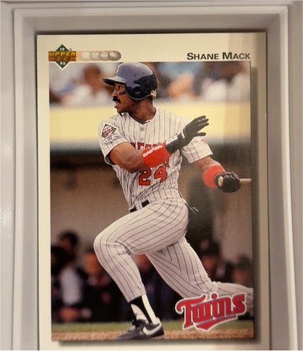 1992 Upper Deck #428 Shane Mack — front