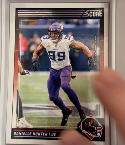 2024 Panini Score #181 Danielle Hunter — front
