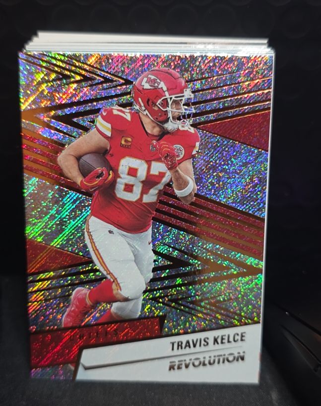2025 Panini Revolution #94 Travis Kelce — front
