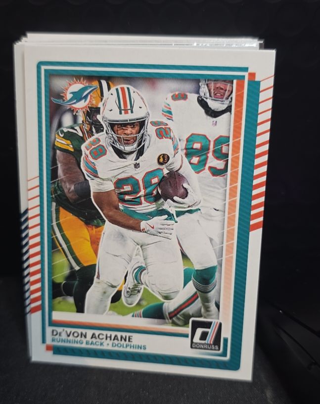 2025 Panini Donruss #110 De'Von Achane — front