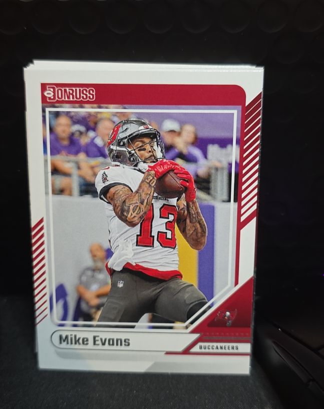 2024 Donruss #76 Mike Evans — front