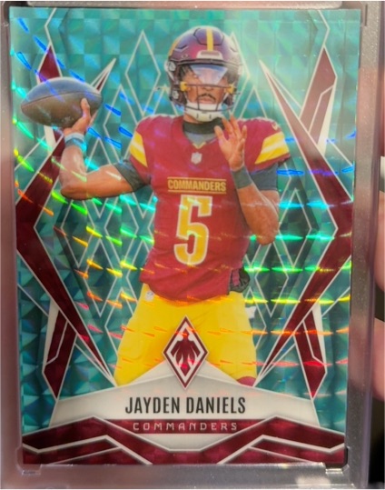 2025 Panini Phoenix #8 Jayden Daniels — front