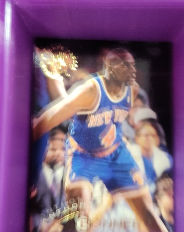 1993-94 Stadium Club #181 Charles Oakley — front