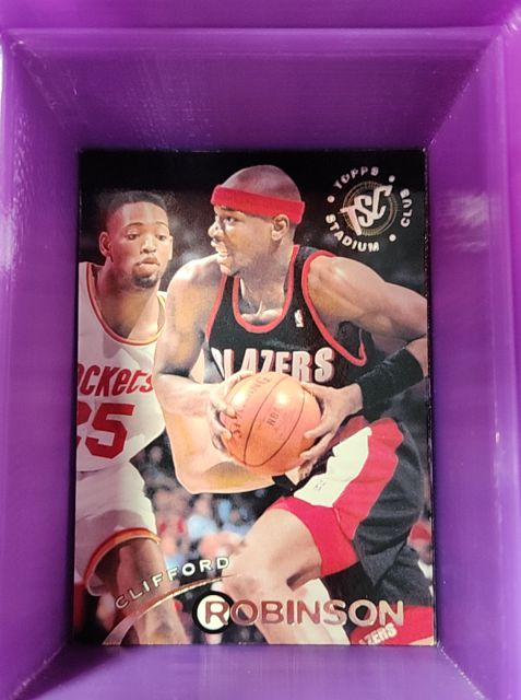 1994-95 Topps Stadium Club #168 Clifford Robinson — front