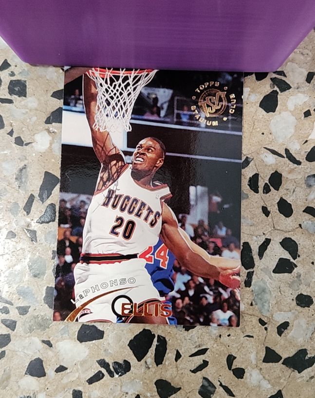 1994-95 Topps Stadium Club #150 LaPhonso Ellis — front