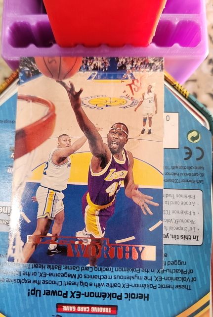 1994-95 Stadium Club #147 James Worthy — front