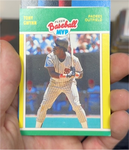 1989 Fleer Baseball MVP #17 Tony Gwynn — front
