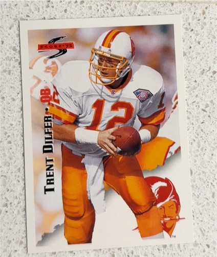 1995 Score #153 Trent Dilfer Tampa Bay Buccaneers — front