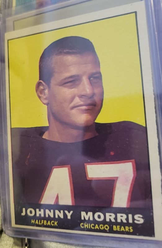 1961 Topps #11 Johnny Morris — front