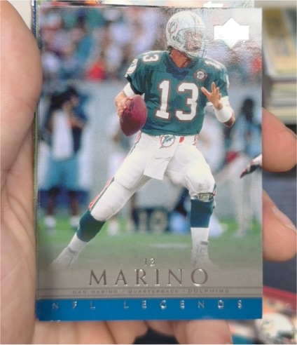 2000 Upper Deck Legends #33 Dan Marino — front