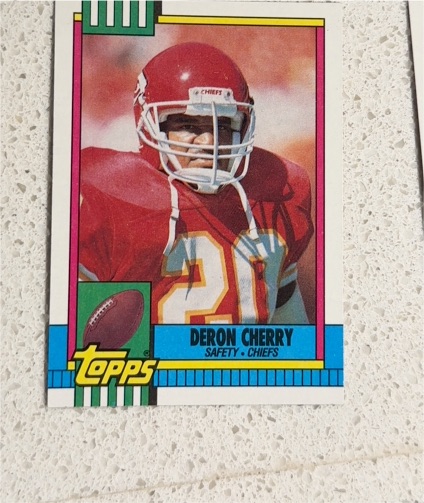 1990 Topps #211 Deron Cherry — front