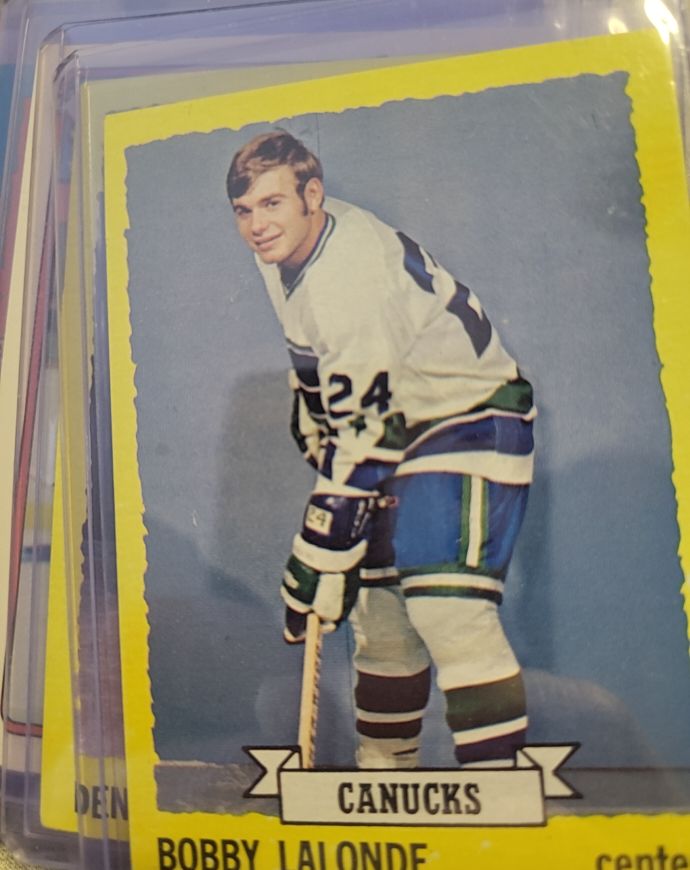 1973 Topps Hockey #189 Bobby Lalonde — front