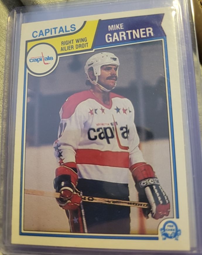 1983-84 O-Pee-Chee #369 Mike Gartner — front