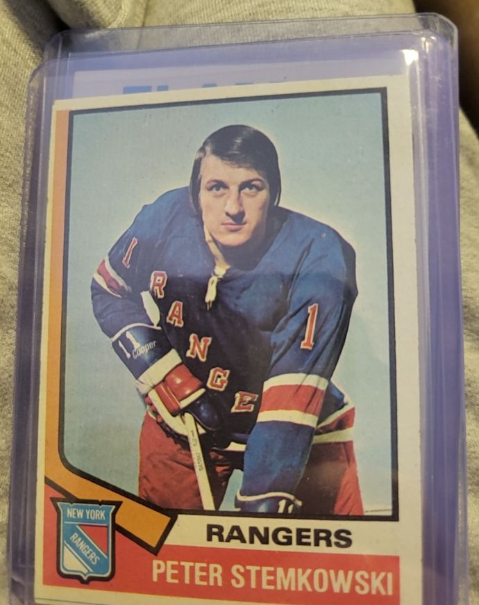 1974-75 Topps #77 Peter Stemkowski — front