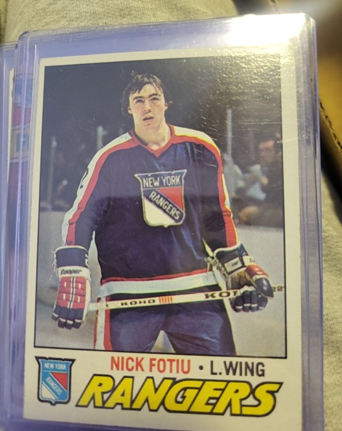 1977 O-Pee-Chee #11 Nick Fotiu — front