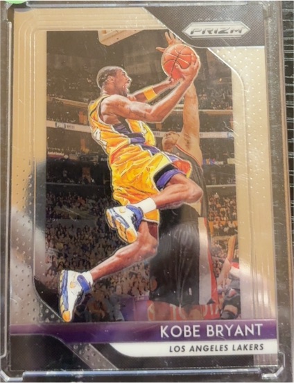 2018-19 Panini Prizm #15 Kobe Bryant — front