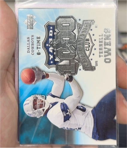 2006 Upper Deck #1KRE-TO Terrell Owens 1000 Yard Receiving Club — front