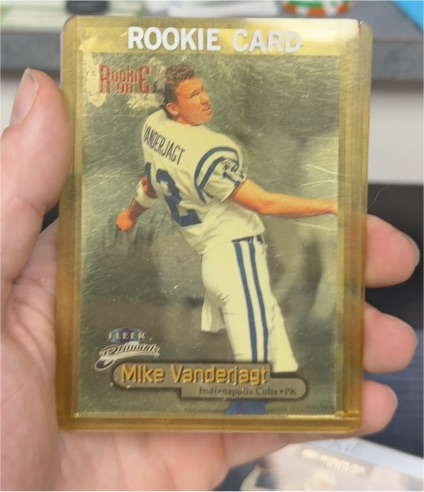 1998 Fleer #RC Mike Vanderjagt Rookie Card — front