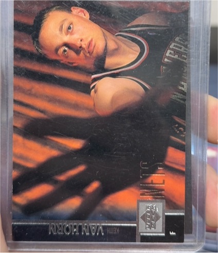 1997 Upper Deck #77 Keith Van Horn Rookie — front