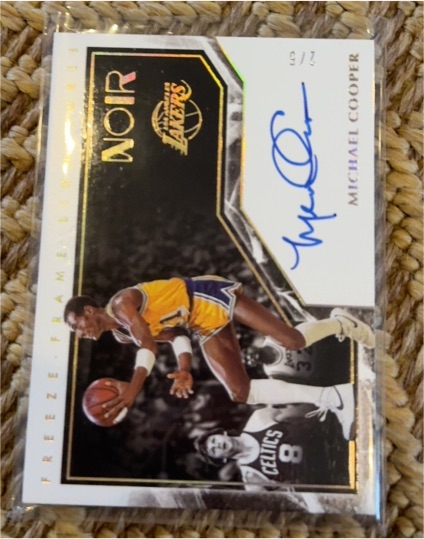 2019-20 Panini Noir Freeze Frame Signatures #FF-MC Michael Cooper — front