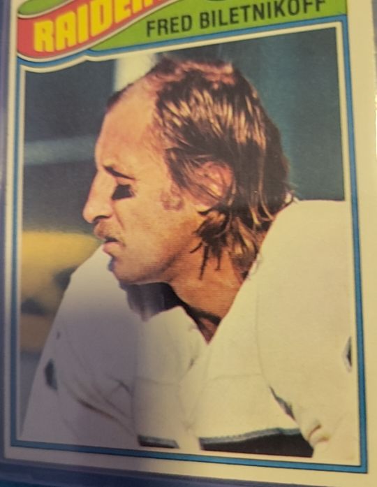 1977 Topps #295 Fred Biletnikoff — front
